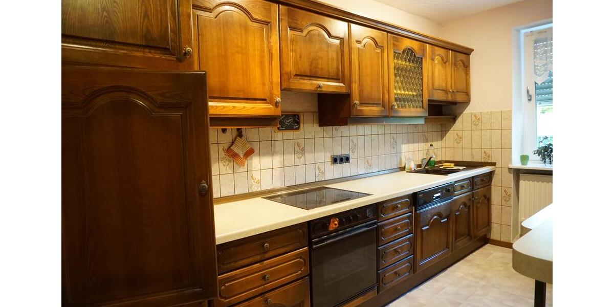 Reihenhaus Schwalbach - 7 Zimmer, 140 m&sup2;, 290.000&euro; | Angebot:25791067