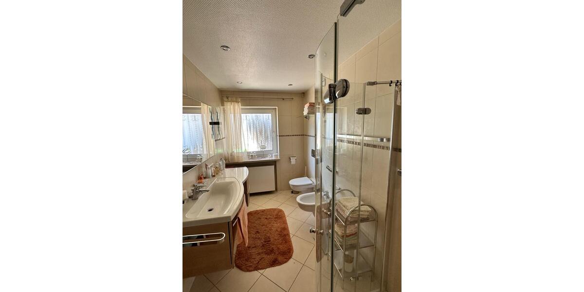 Bungalow Schiffweiler - 9 Zimmer, 159 m&sup2;, 269.000&euro; | Angebot:26711169