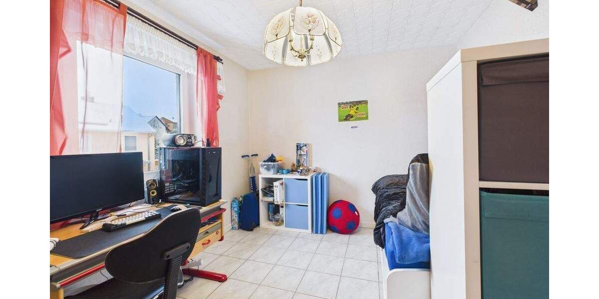 Einfamilienhaus Mandelbachtal / Ommersheim Ommersheim - 5 Zimmer, 87 m&sup2;, 159.000&euro; | Angebot:25687892