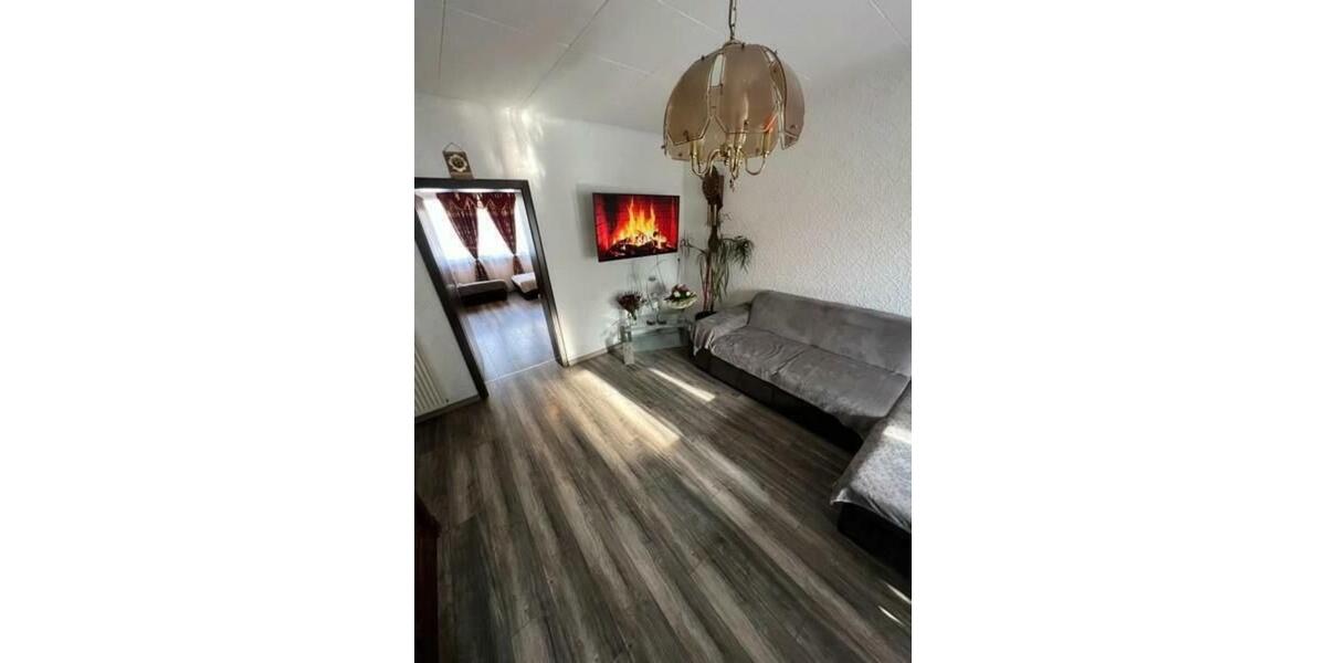 Reihenhaus Völklingen - 10 Zimmer, 196 m&sup2;, 251.000&euro; | Angebot:25394744