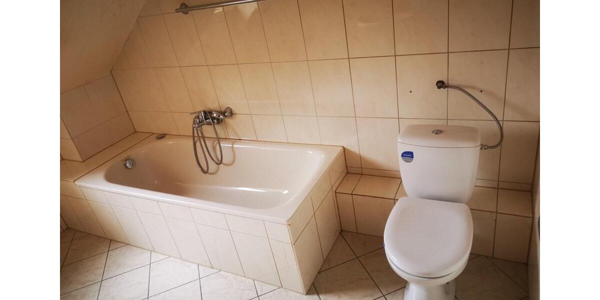 Doppelhaushälfte Nalbach - 6 Zimmer, 185 m&sup2;, 238.000&euro; | Angebot:25511209