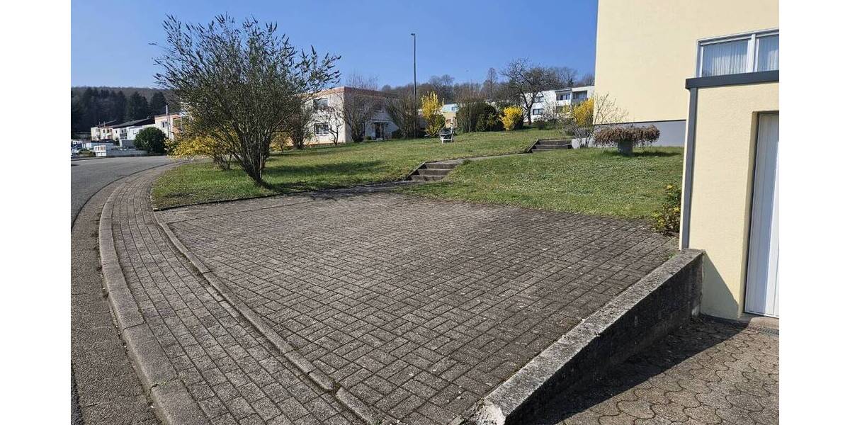 Mehrfamilienhaus, Wohnhaus Neunkirchen-Wellesweiler Wellesweiler - 8 Zimmer, 164 m&sup2;, 199.000&euro; | Angebot:26029540