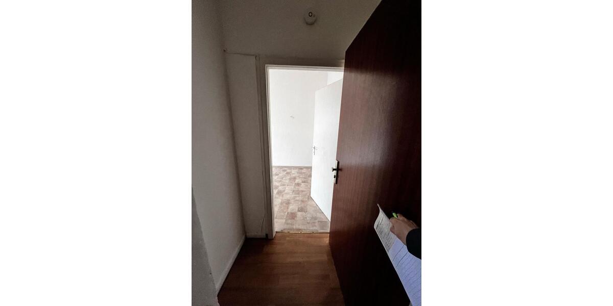 Etagenwohnung Saarbrücken West - 1 Zimmer, 55 m&sup2;, 565&euro; | Angebot:25521165