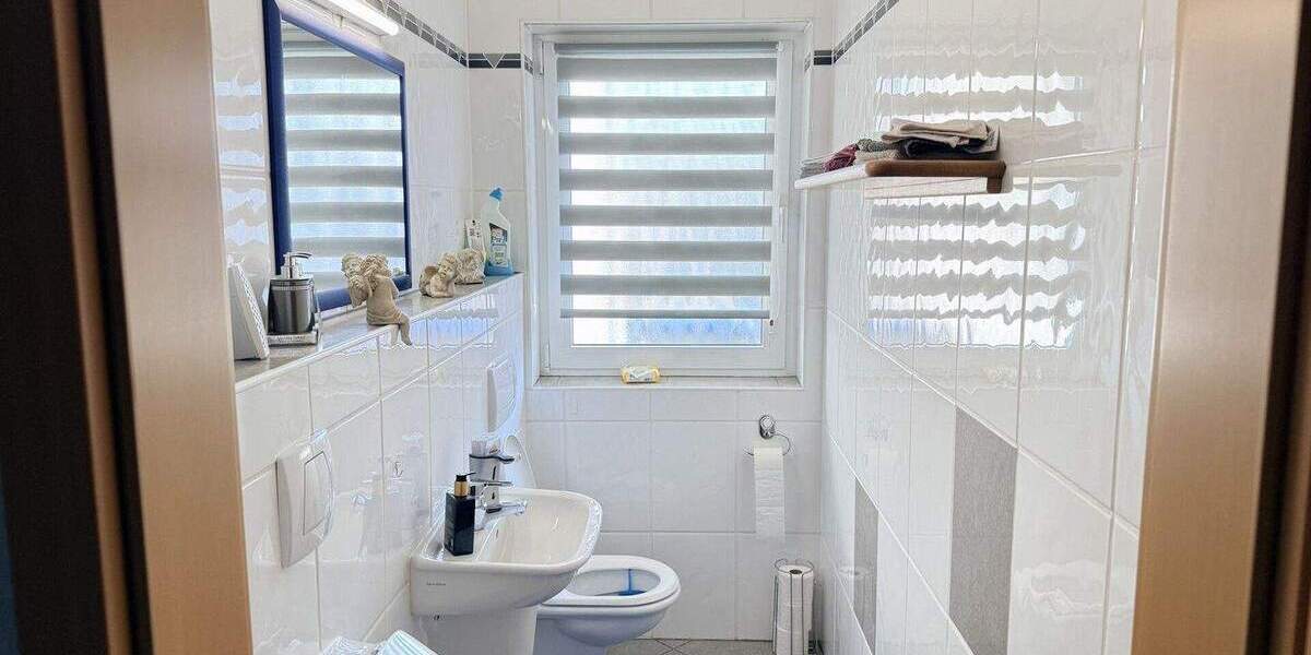 Einfamilienhaus Überherrn / Felsberg Felsberg - 8 Zimmer, 430 m&sup2;, 799.000&euro; | Angebot:25668689