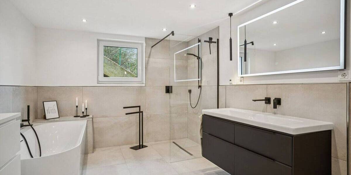 Einfamilienhaus Überherrn / Oberfelsberg Felsberg - 6 Zimmer, 300 m&sup2;, 959.000&euro; | Angebot:25983186