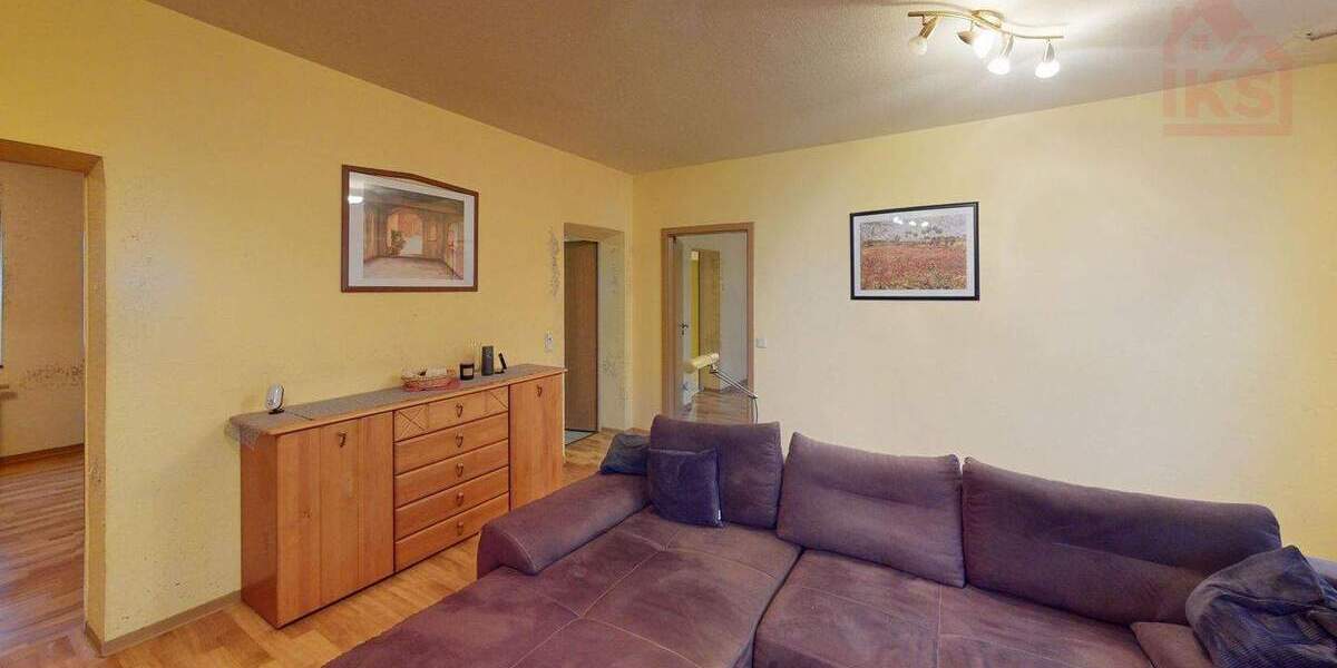 Etagenwohnung Völklingen / Wehrden (Saar) Wehrden - 4 Zimmer, 94 m&sup2;, 96.000&euro; | Angebot:25772466