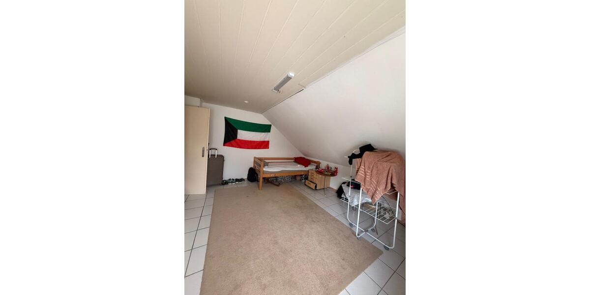 Dachgeschoßwohnung Heusweiler - 3 Zimmer, 75 m&sup2;, 720&euro; | Angebot:25326744