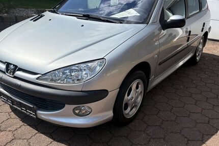 Peugeot 206 123.786 km 2.850 &euro; Bliesen (St. Wendel) 66606