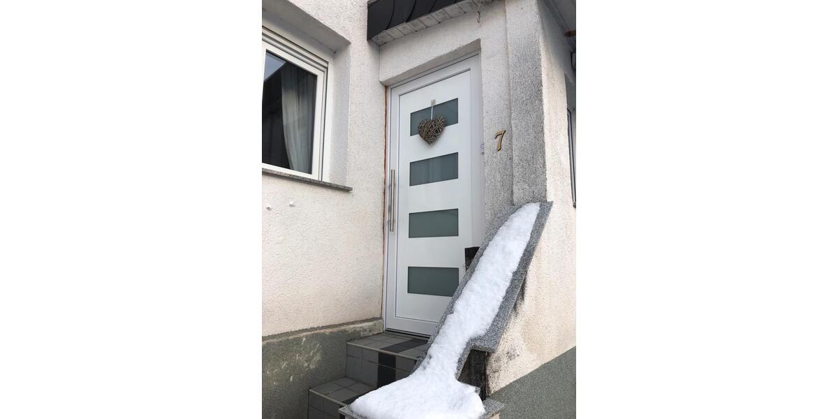 Reihenhaus Püttlingen - 4 Zimmer, 100 m&sup2;, 135.000&euro; | Angebot:25365257