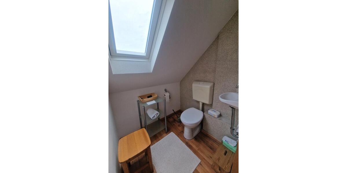 Dachgeschoßwohnung Saarbrücken Brebach-Fechingen - 4 Zimmer, 83 m&sup2;, 129.000&euro; | Angebot:26705534