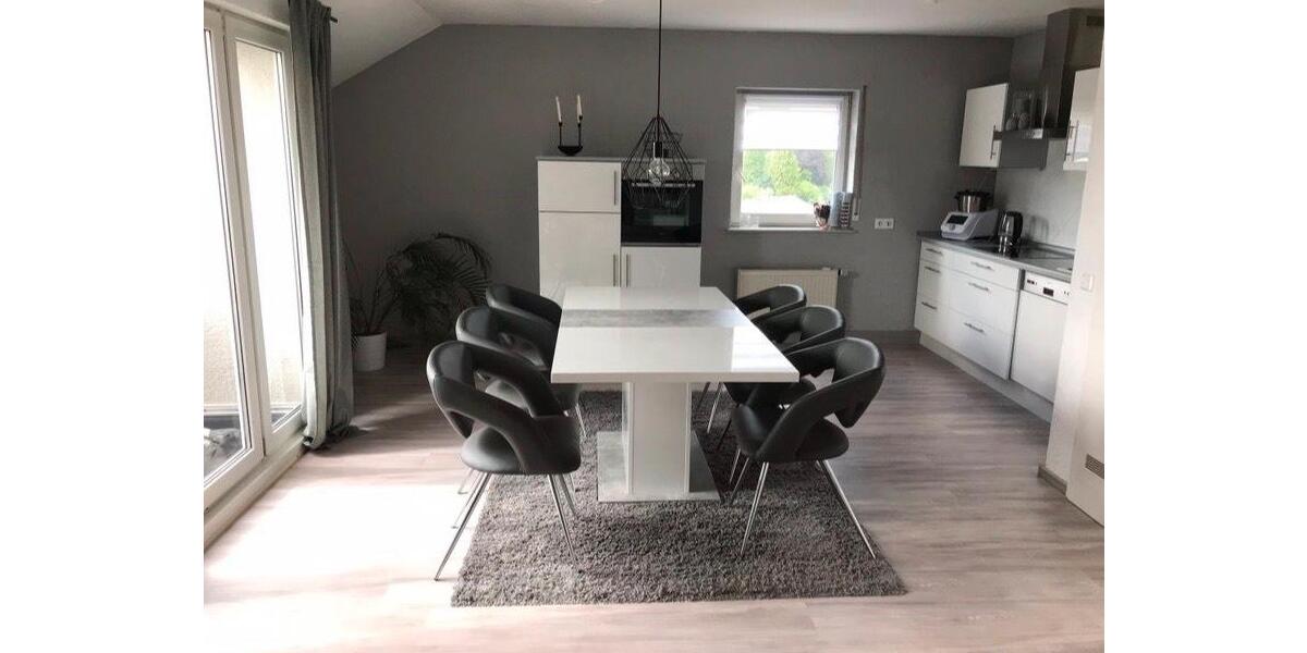 Dachgeschoßwohnung Bexbach - 2 Zimmer, 60 m&sup2;, 145.000&euro; | Angebot:26491351