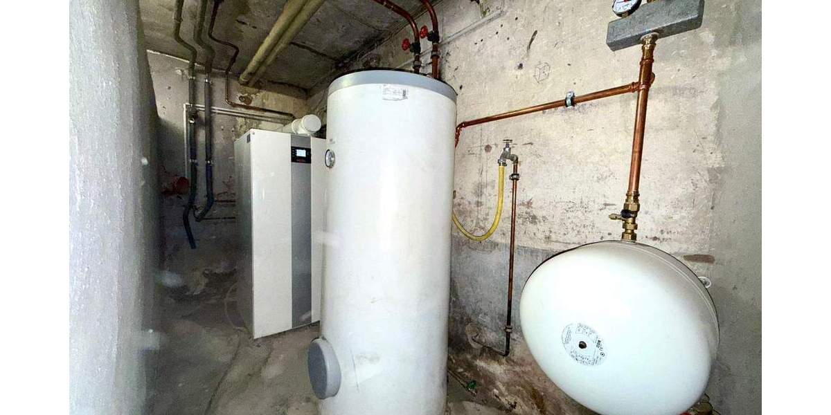 Freistehendes EFH mit großem Garten, Terrasse & Erweiterungspotenzial - saniert, neue Heizung (2023) - Einfamilienhaus Lebach | Angebot:25703541