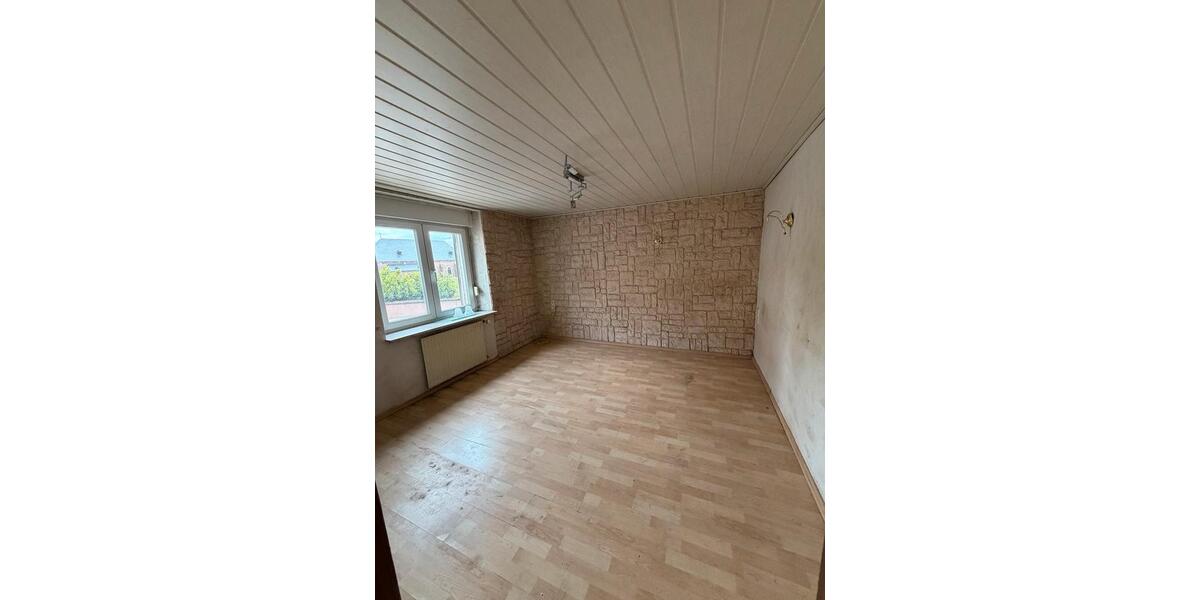 Reihenhaus Beckingen - 5 Zimmer, 95 m&sup2;, 78.000&euro; | Angebot:26635259