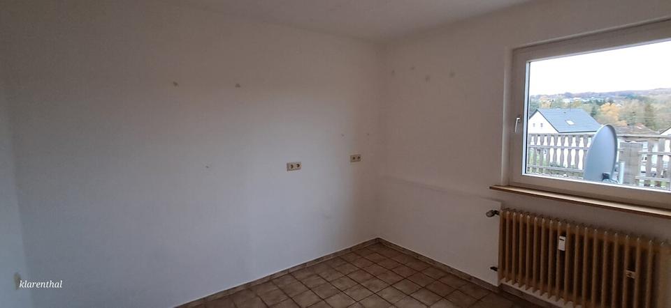 Etagenwohnung Saarbrücken West - 2 Zimmer, 86 m&sup2;, 700&euro; | Angebot:22592053