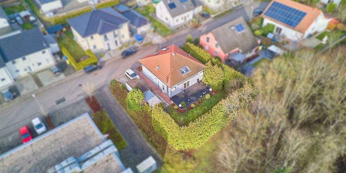 Einfamilienhaus Zweibrücken - 5 Zimmer, 182 m&sup2;, 399.000&euro; | Angebot:25737852