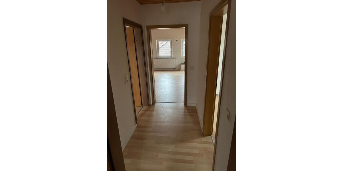 Dachgeschoßwohnung Saarbrücken West - 2 Zimmer, 50 m&sup2;, 450&euro; | Angebot:25719132