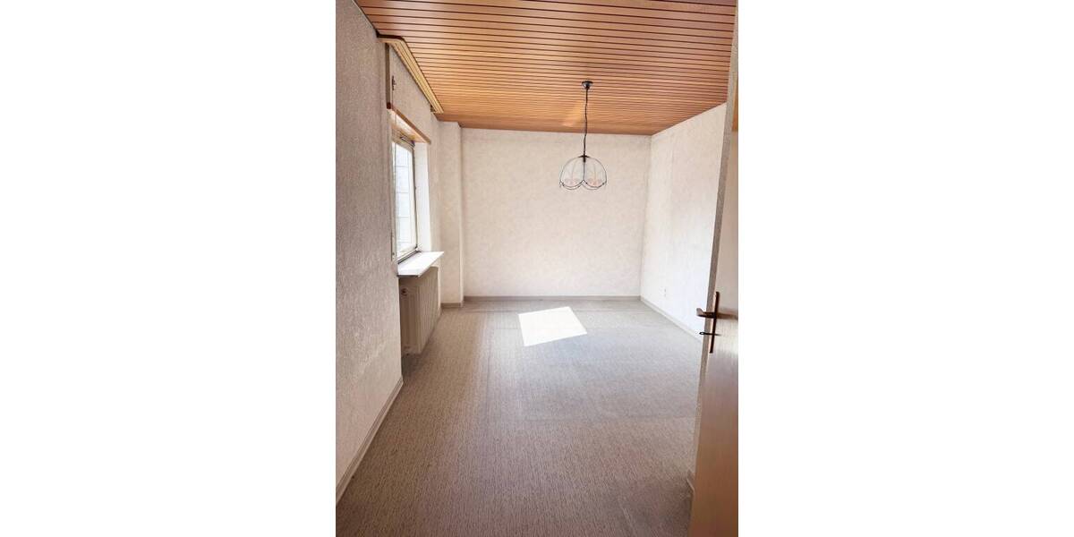 Einfamilienhaus St. Ingbert Rentrisch - 5 Zimmer, 115 m&sup2;, 99.000&euro; | Angebot:25927337