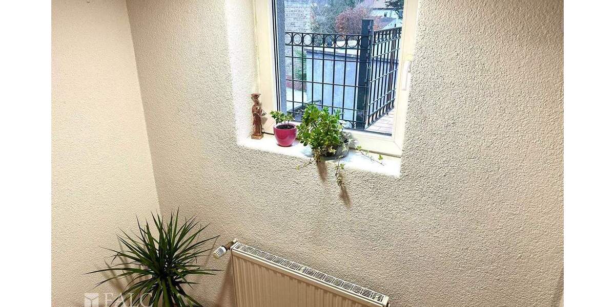 Einfamilienhaus Bous - 8 Zimmer, 156 m&sup2;, 159.000&euro; | Angebot:25670983