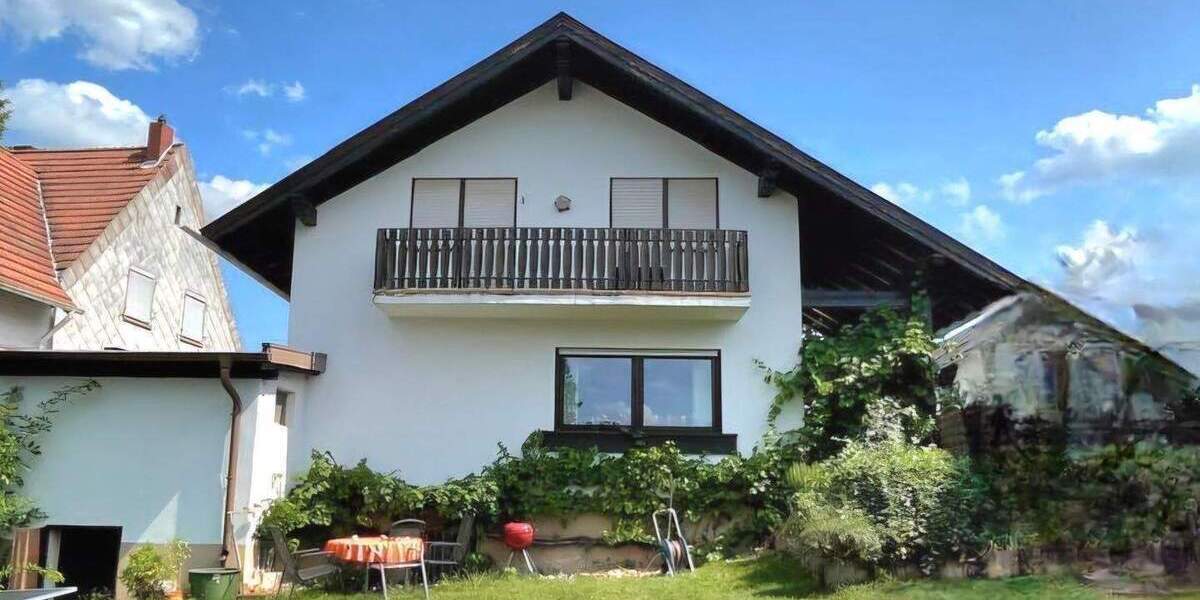 Mehrfamilienhaus, Wohnhaus Homburg Erbach - 5 Zimmer, 175 m&sup2;, 449.000&euro; | Angebot:25820132