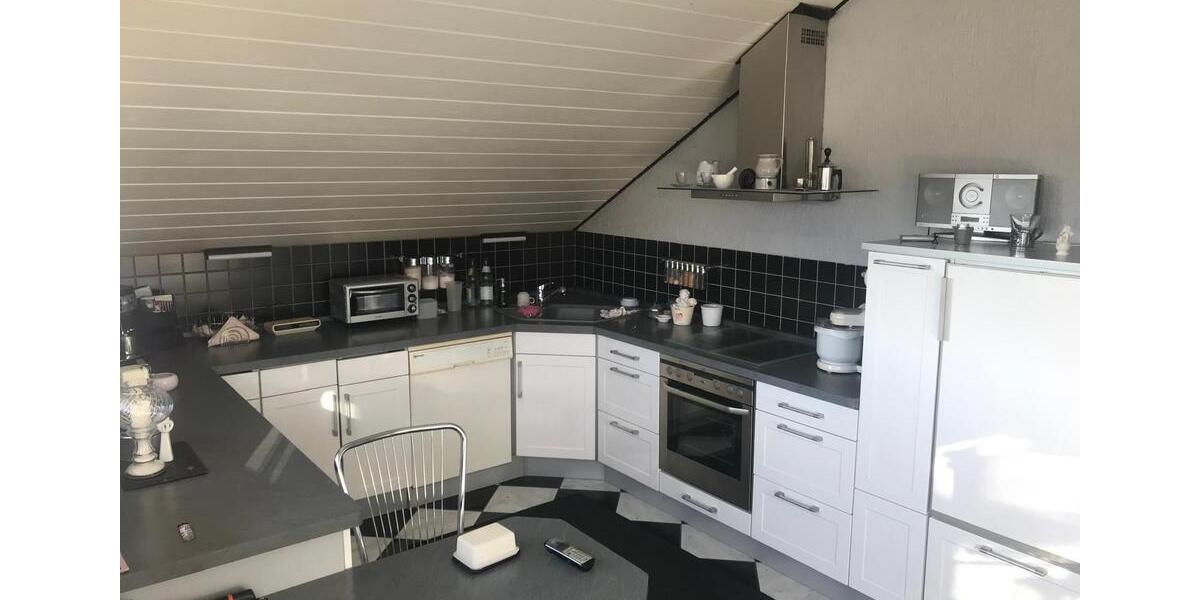 Dachgeschoßwohnung Großrosseln - 4 Zimmer, 116 m&sup2;, 950&euro; | Angebot:25904463