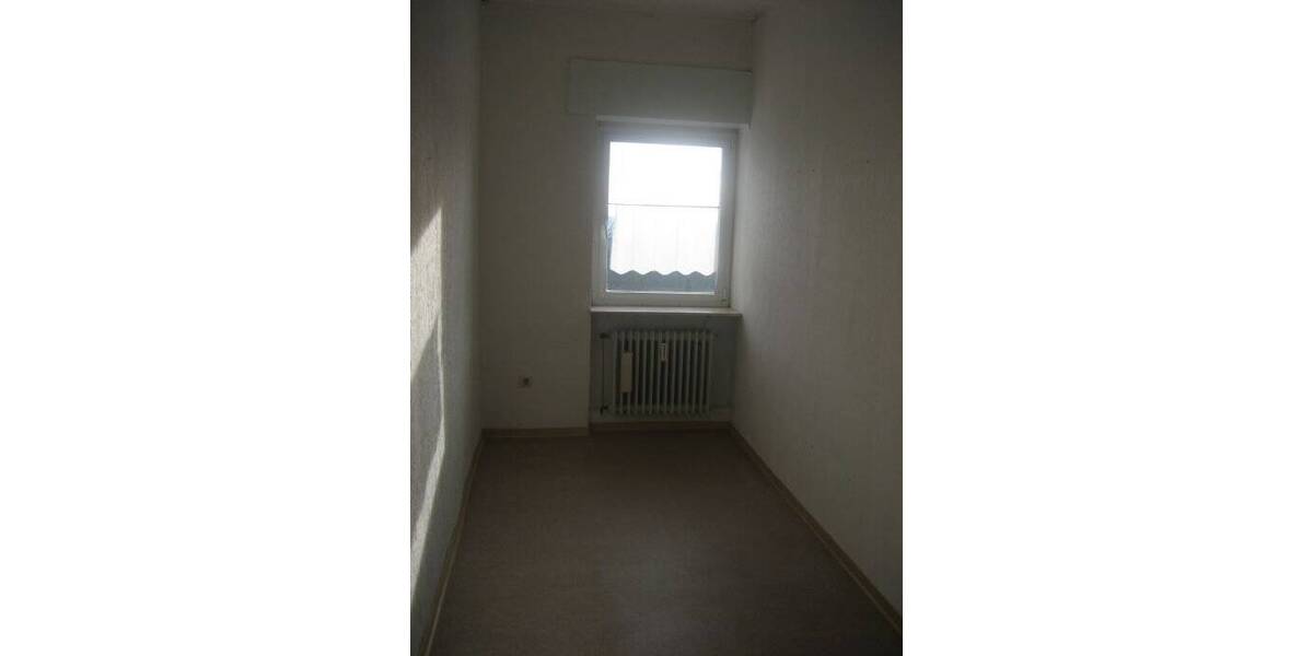 Etagenwohnung Friedrichsthal Bildstock - 5 Zimmer, 130 m&sup2;, 940&euro; | Angebot:25682805