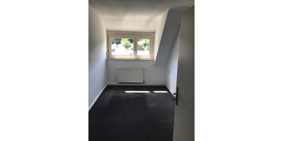Etagenwohnung Saarbrücken Neue Bremm - 3 Zimmer, 70 m&sup2;, 780&euro; | Angebot:26603876