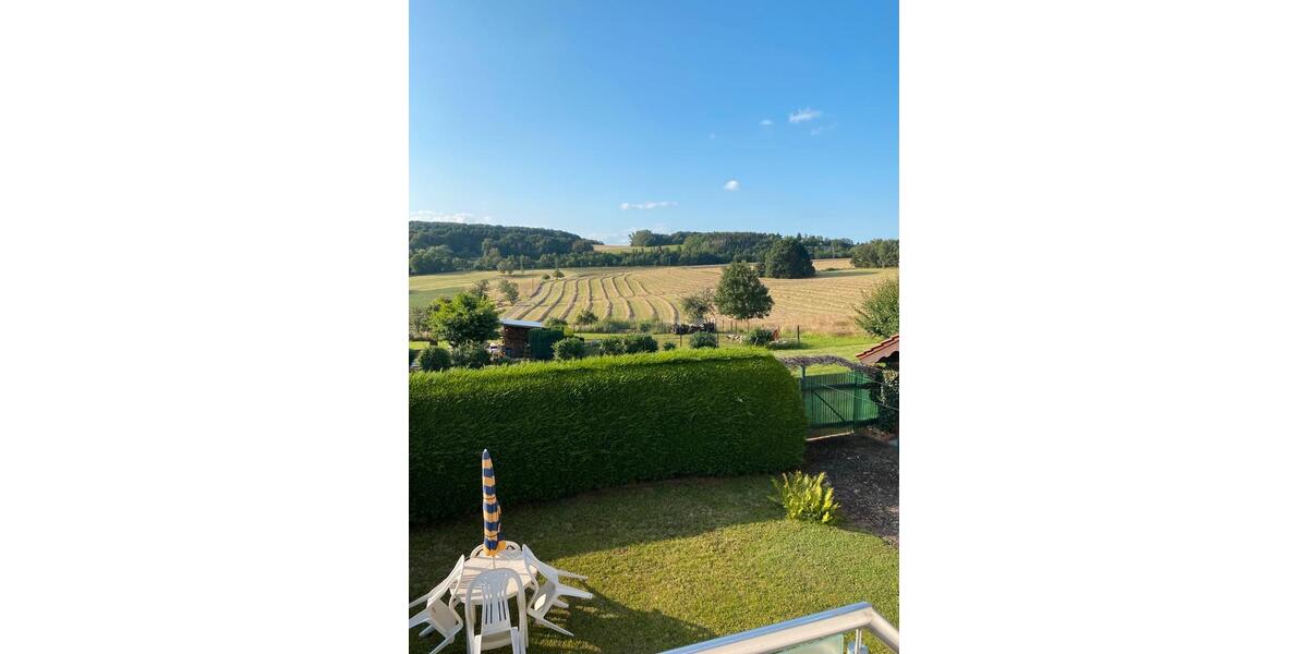 Etagenwohnung Heusweiler - 4 Zimmer, 160 m&sup2;, 1.200&euro; | Angebot:26049460