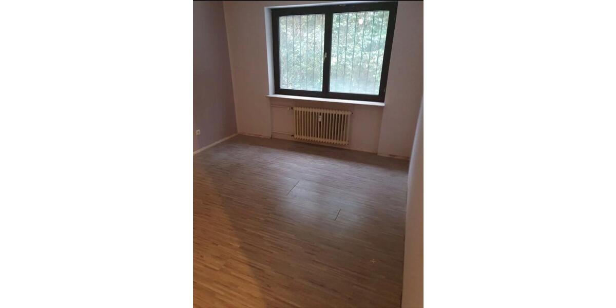 Etagenwohnung Saarbrücken Neue Bremm - 3 Zimmer, 75 m&sup2;, 140.000&euro; | Angebot:25854461