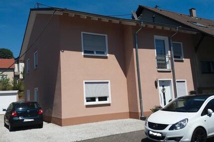 Wohnung Wadgassen - 2.5 Zimmer, 87 m&sup2;, 700&euro; | Angebot:25977450