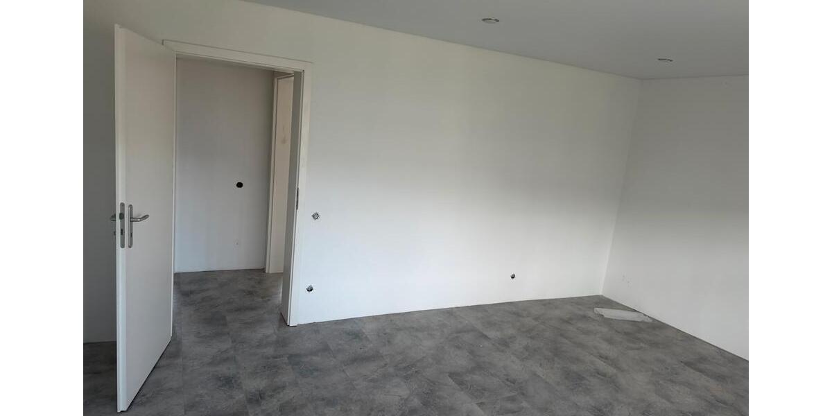 Etagenwohnung Spiesen-Elversberg Elversberg - 3 Zimmer, 96 m&sup2;, 1.000&euro; | Angebot:25859978