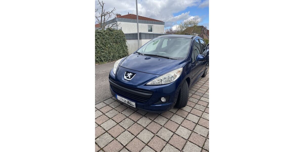 Peugeot 207 118.000 km 2.300 &euro; Saarbrücken 66117