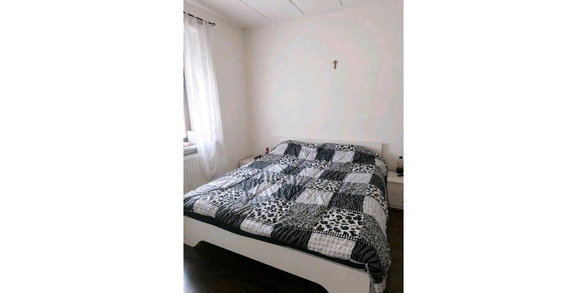 Einfamilienhaus Quierschied - 4 Zimmer, 165 m&sup2;, 150.000&euro; | Angebot:26610919