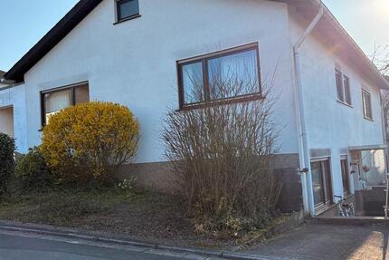 Haus Schiffweiler - 4.5 Zimmer, 165 m&sup2;, 275.000&euro; | Angebot:25942889