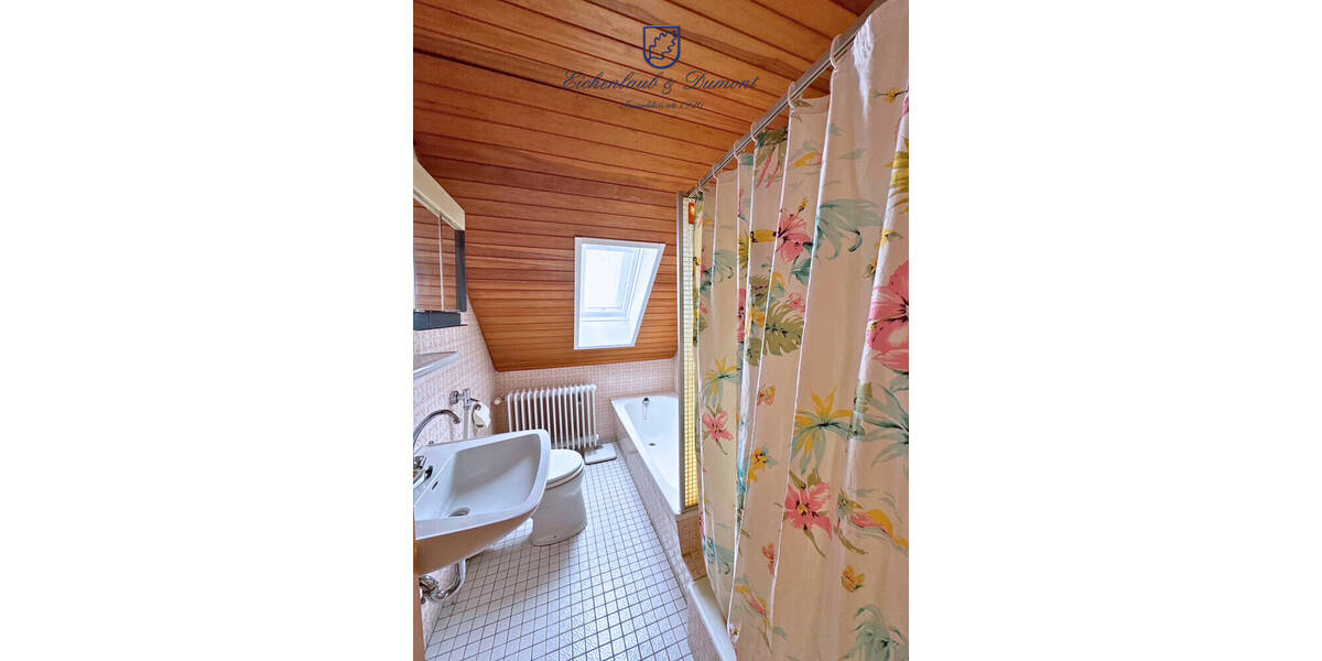 Mehrfamilienhaus, Wohnhaus Saarbrücken / Klarenthal Klarenthal - 6 Zimmer, 155 m&sup2;, 375.000&euro; | Angebot:26753824