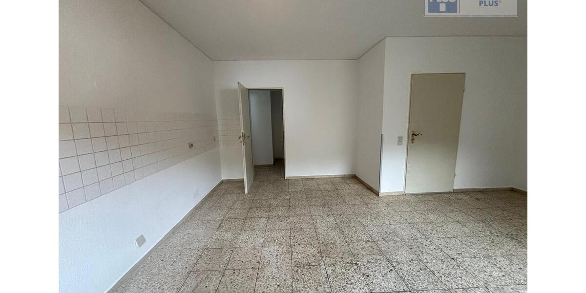 Etagenwohnung Homburg - 4 Zimmer, 142 m&sup2;, 1.290&euro; | Angebot:25371556