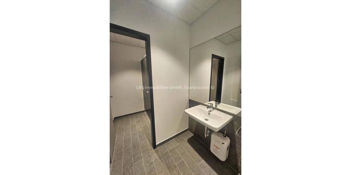 Gewerbeobjekt Saarbrücken - 2.550&euro; | Angebot:23904884