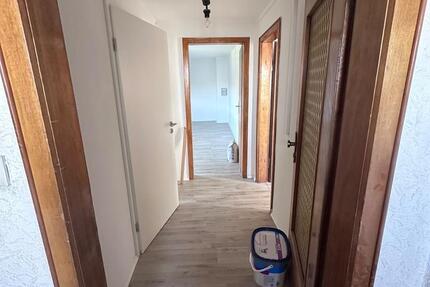 Wohnung Saarbrücken West - 2 Zimmer, 60 m&sup2;, 850&euro; | Angebot:27638342