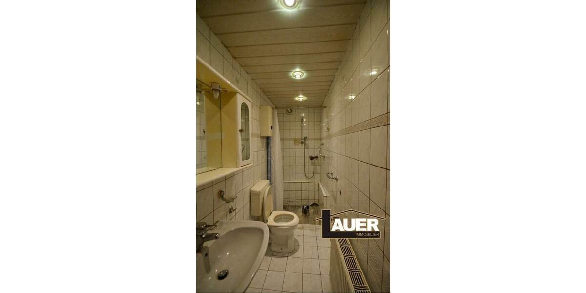 Einfamilienhaus Völklingen Wehrden - 5 Zimmer, 110 m&sup2;, 125.000&euro; | Angebot:25770156