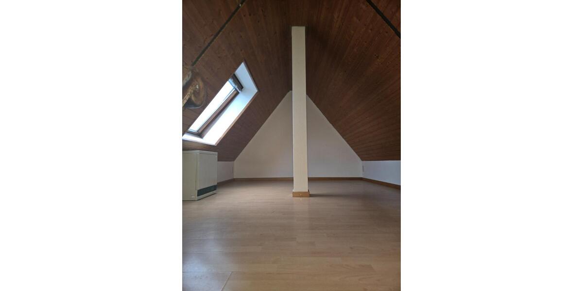 Maisonettenwohnung Gersheim - 4 Zimmer, 80 m&sup2;, 555&euro; | Angebot:25866777