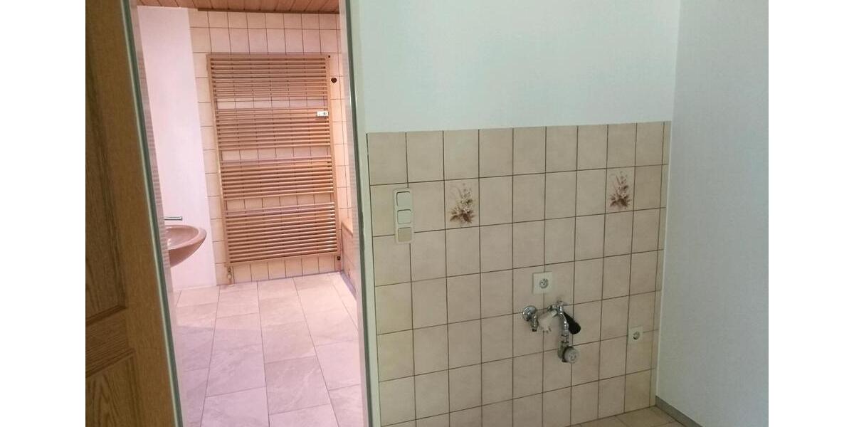 Erdgeschoßwohnung Homburg - 3.5 Zimmer, 119 m&sup2;, 1.050&euro; | Angebot:25235611