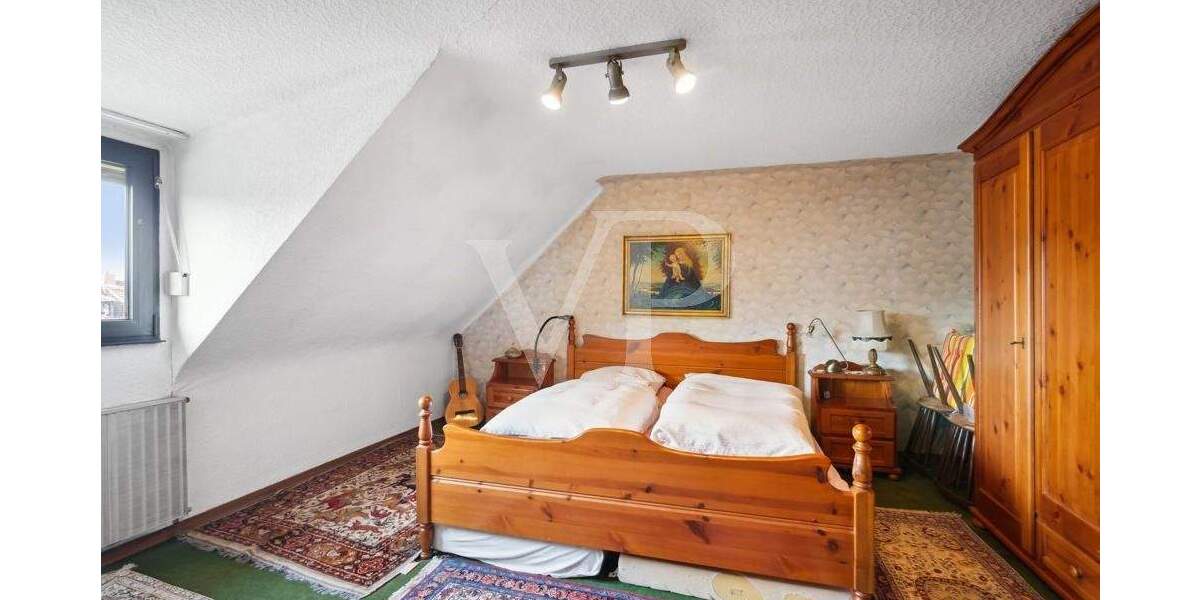 Mehrfamilienhaus, Wohnhaus Ensdorf - 7 Zimmer, 137 m&sup2;, 195.000&euro; | Angebot:25677170