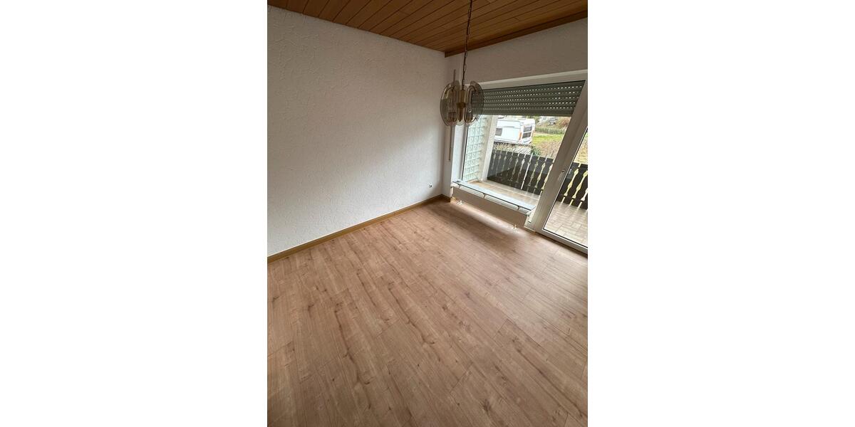 Etagenwohnung Marpingen - 4 Zimmer, 110 m&sup2;, 990&euro; | Angebot:25440198