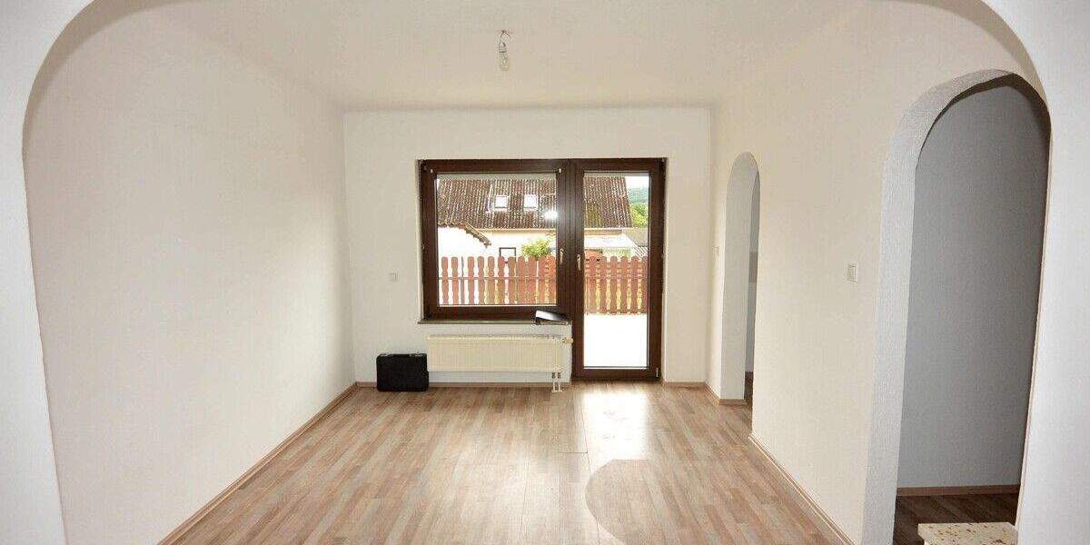 Einfamilienhaus Tholey / Sotzweiler Sotzweiler - 6 Zimmer, 135 m&sup2;, 180.000&euro; | Angebot:25706732