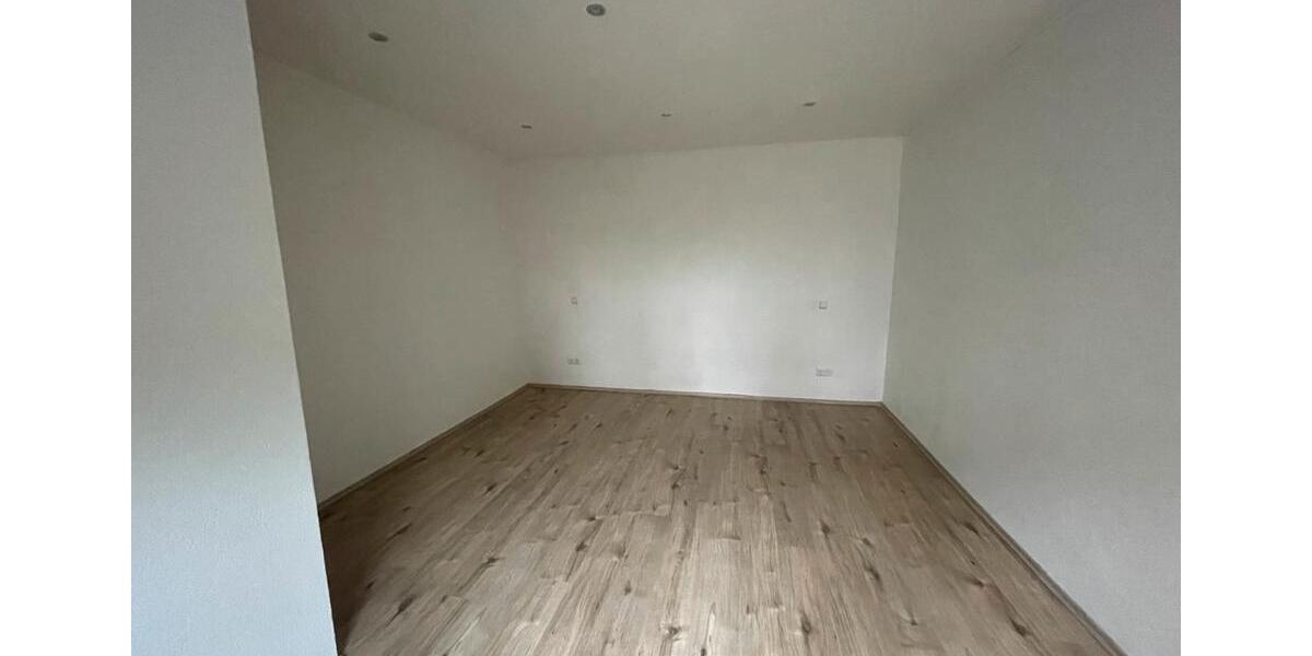 Mehrfamilienhaus, Wohnhaus Beckingen - 6 Zimmer, 200 m&sup2;, 299.000&euro; | Angebot:26407454