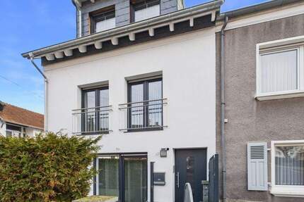 Haus Schwalbach Hülzweiler - 6 Zimmer, 180 m&sup2;, 359.000&euro; | Angebot:25769949