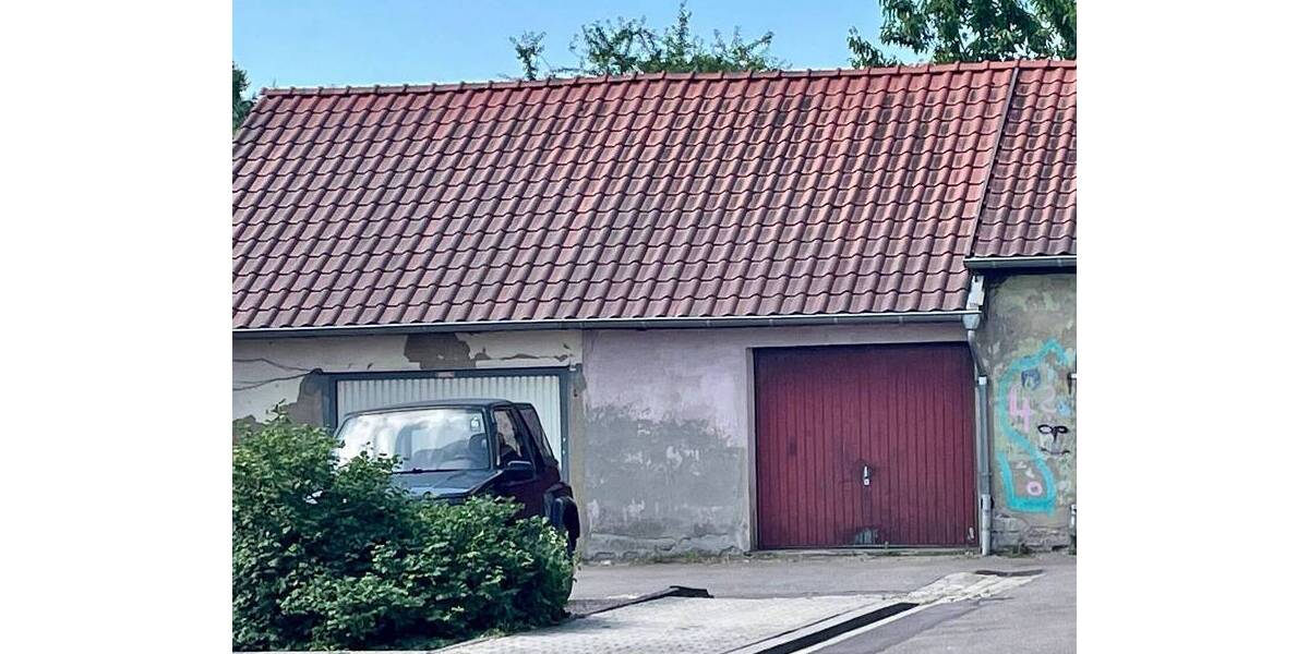 Reihenmittelhaus Überherrn Berus - 7 Zimmer, 175 m&sup2;, 140.000&euro; | Angebot:25731180