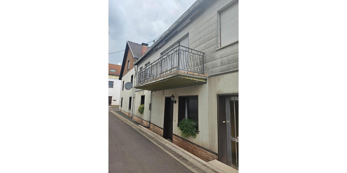 Mehrfamilienhaus, Wohnhaus Wallerfangen - 15 Zimmer, 250 m&sup2;, 365.000&euro; | Angebot:24732758