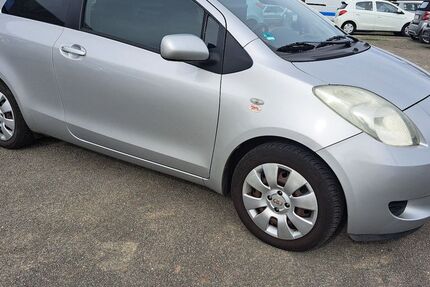 Toyota Yaris 136.000 km 4.390 &euro; Lebach 66822