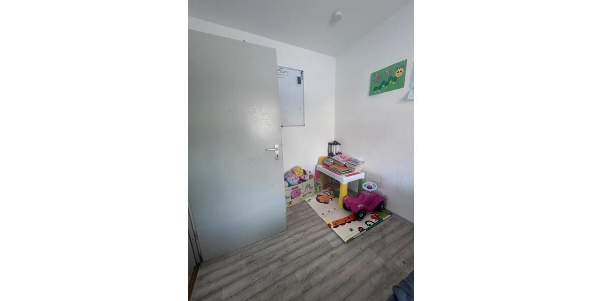 Etagenwohnung Zweibrücken - 3 Zimmer, 73 m&sup2;, 660&euro; | Angebot:26664222