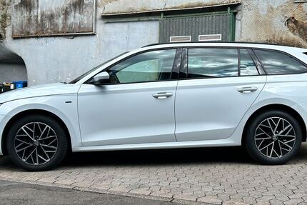Skoda Octavia 50.000 km 17.900 &euro; Saarbrücken 66117